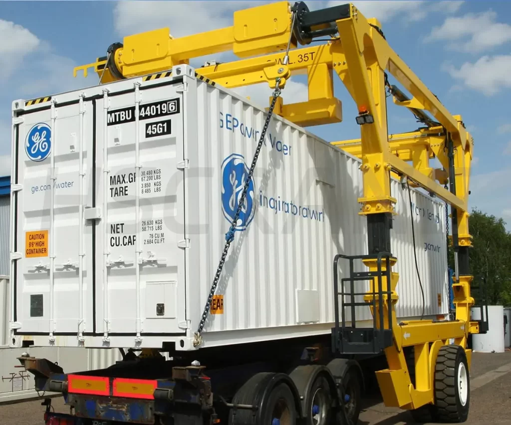 35-тонный стэддл-карьер