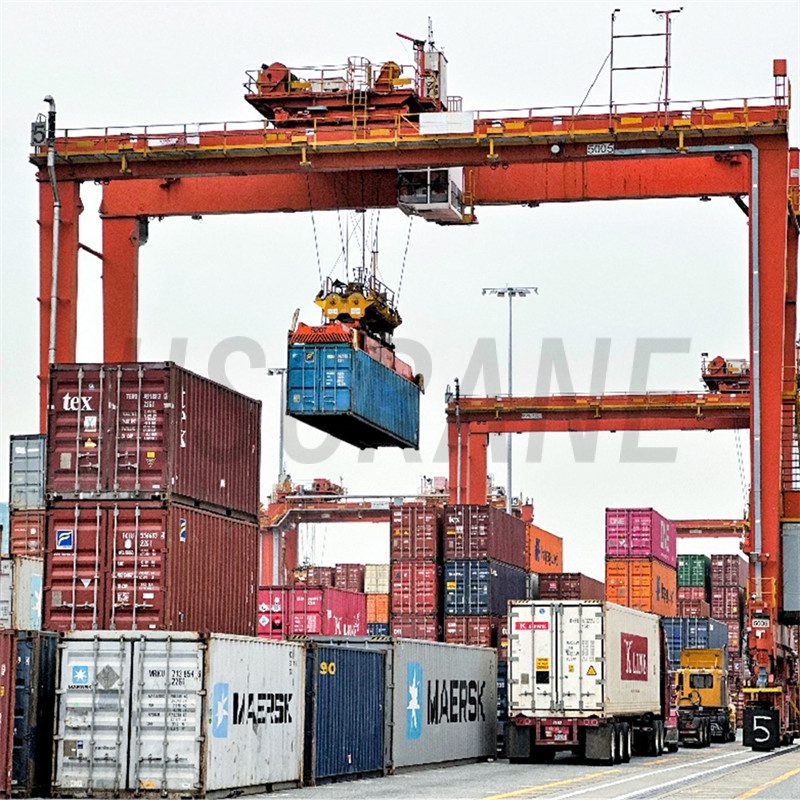 Козловой кран с рельсовым креплением для контейнеров-6