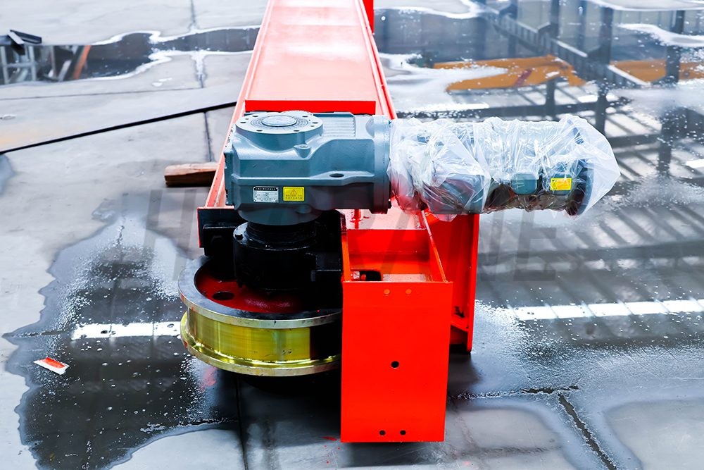 Механизм передвижения полумостового крана