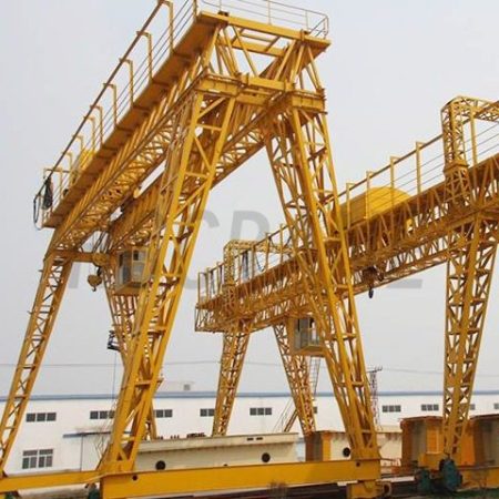 Кран для монтажных работ мостов-2