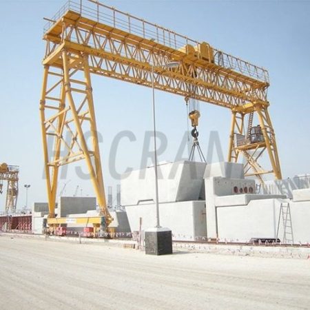 Кран для монтажных работ мостов-4