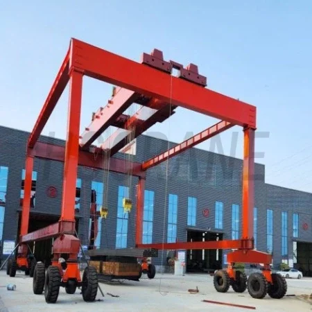 Резино-колёсный контейнерный козловой кран